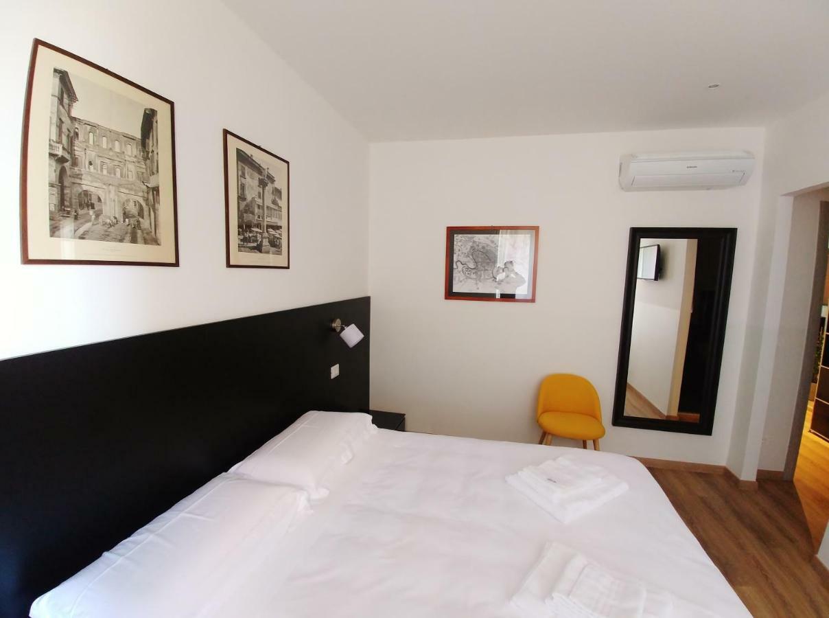 Parcosantateresa Suites Loc-02279 Verona Bagian luar foto